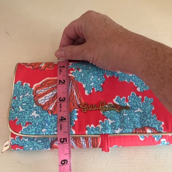 Lilly Pulitzer Coralina Print Cosmetic / Travel / Jewelry/ "On a Roll" Pouch Bag - Picture 10 of 10